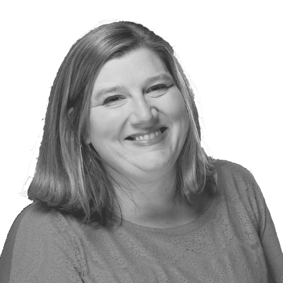 Terese-Main-DJ-photo-with-name-1-1